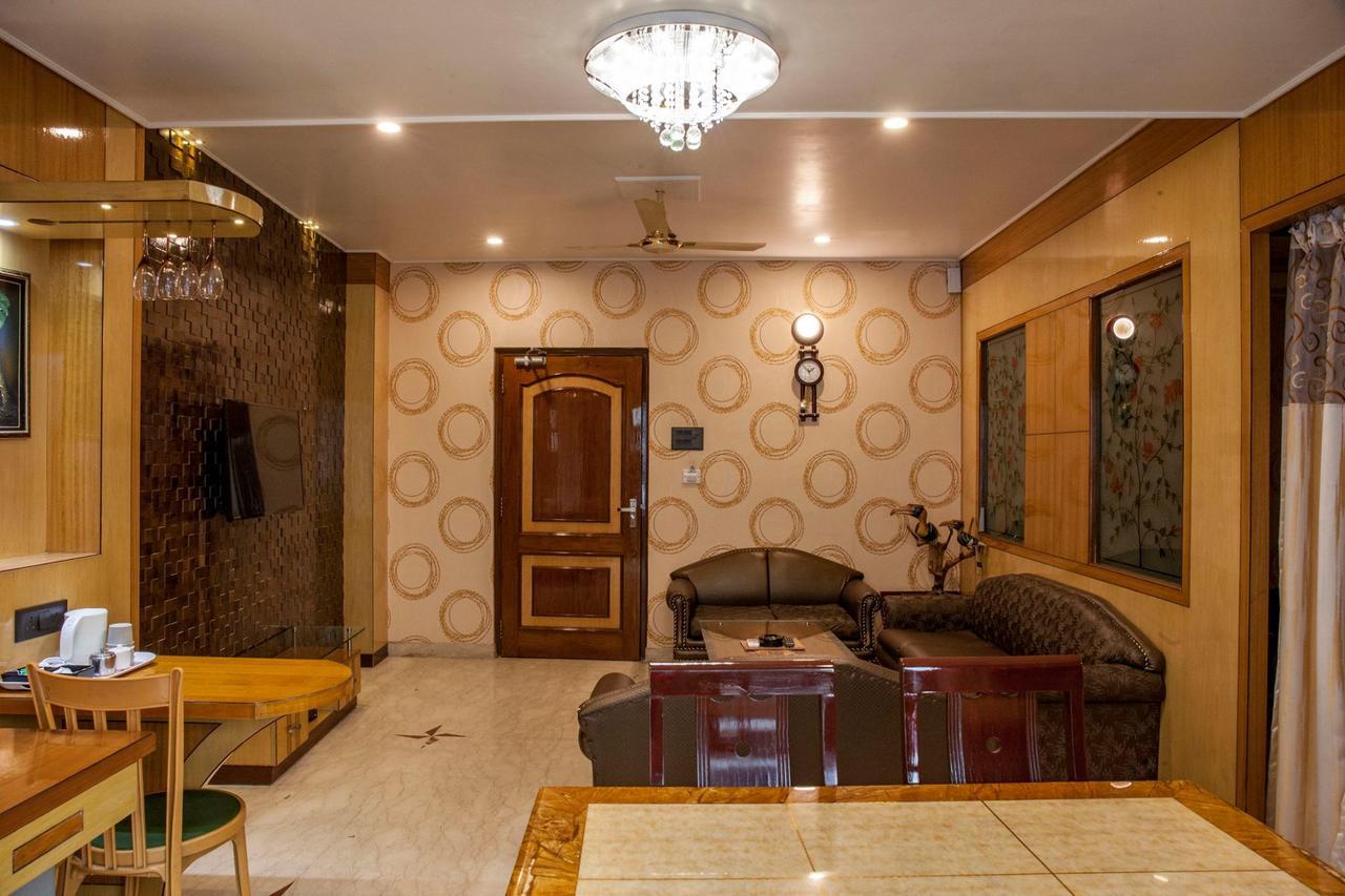 אגרטלה Hotel Welcome Palace מראה חיצוני תמונה