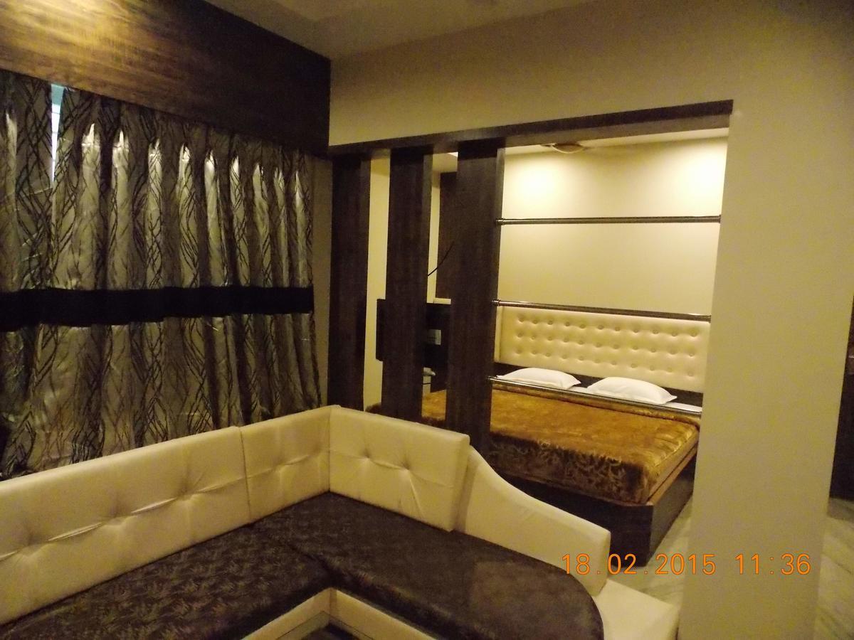 אגרטלה Hotel Welcome Palace חדר תמונה